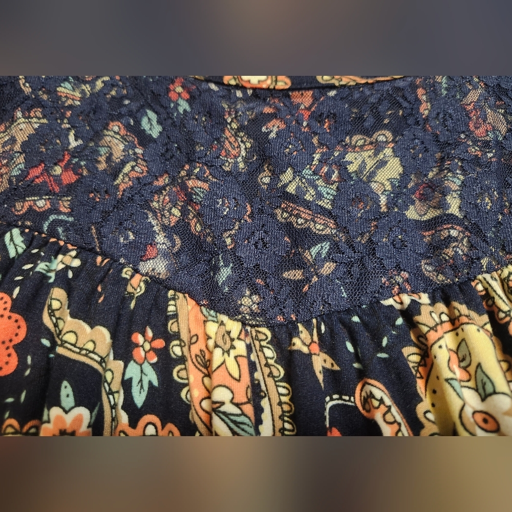 Folunsi Navy Paisley Women's Blouse